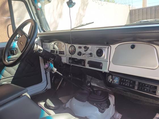 TOYOTA BANDEIRANTE 3.7 BL55LP-2BL4 4X4 CD DIESEL 2P MANUAL